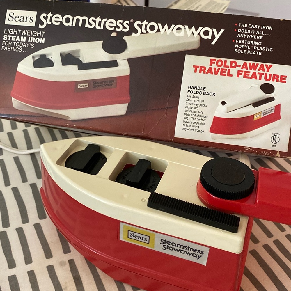 VTG ‘70s Sears Travel Steam Iron